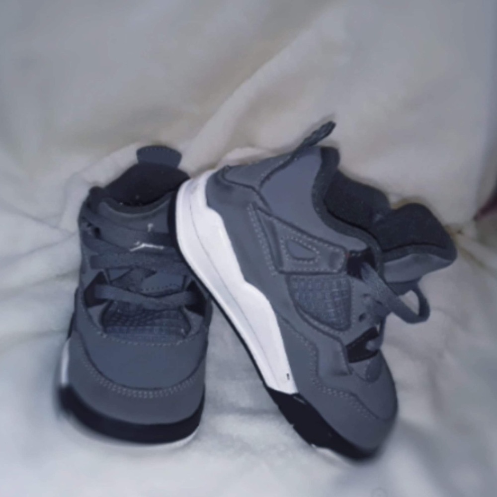 Jordan Retro 4